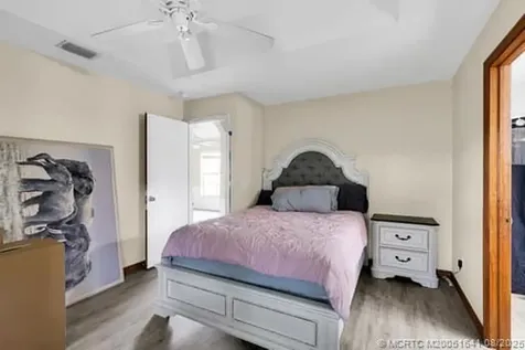 6250 NW Hacienda Lane Port St Lucie FL 34986