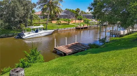 145 NE Fatima Terrace Port St Lucie FL 34983