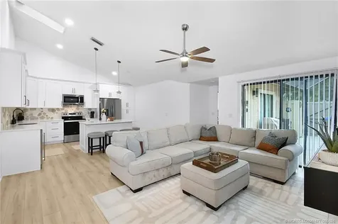 5758 Golden Eagle Circle Palm Beach Gardens FL 33418