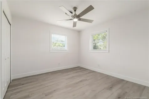 1030 SE Dolphin Drive Stuart FL 34996