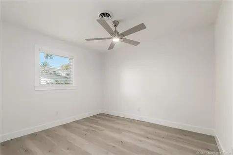 1030 SE Dolphin Drive Stuart FL 34996