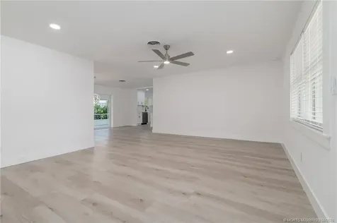 1030 SE Dolphin Drive Stuart FL 34996