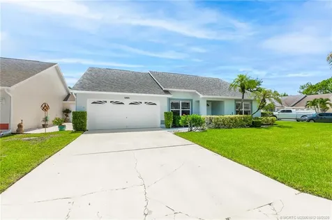 460 NW Casanova Circle Port St Lucie FL 34986