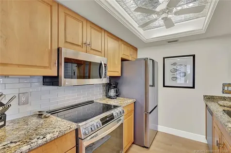 494 NE Plantation Road Stuart FL 34996