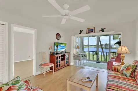 494 NE Plantation Road Stuart FL 34996