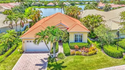 944 Island Club Square Vero Beach FL 32963