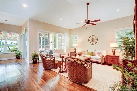 944 Island Club Square Vero Beach FL 32963