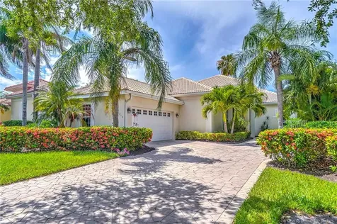 819 Island Club Square Vero Beach FL 32963