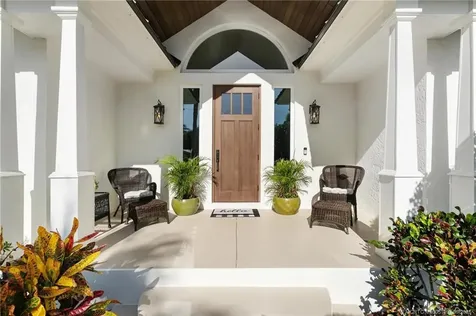 324 SE Martin Avenue Stuart FL 34996