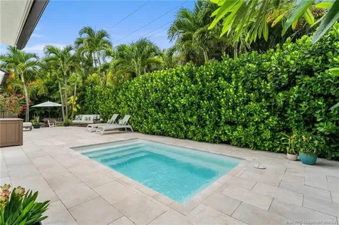 324 SE Martin Avenue Stuart FL 34996