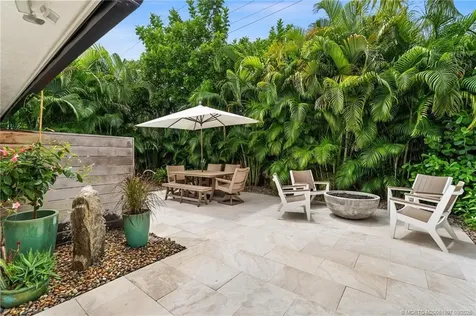 324 SE Martin Avenue Stuart FL 34996