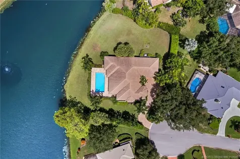 5665 SE Winged Foot Drive Stuart FL 34997