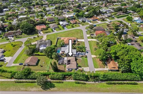 1425 SE Morrow Street Port St Lucie FL 34983