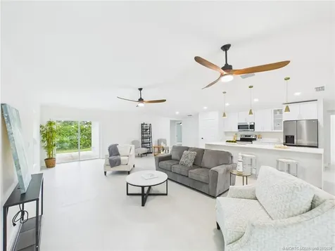 8575 100th Avenue Vero Beach FL 32967