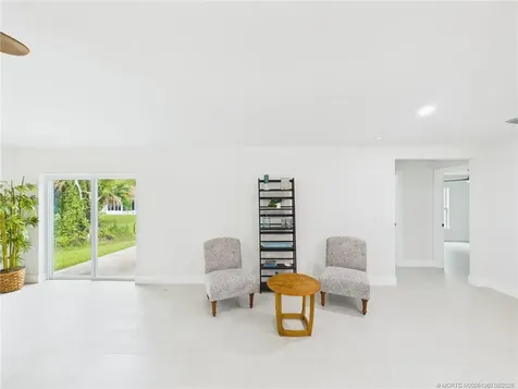 8575 100th Avenue Vero Beach FL 32967