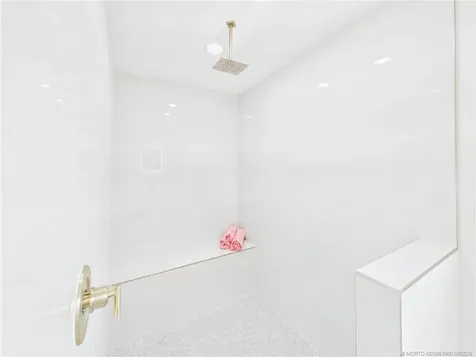 8575 100th Avenue Vero Beach FL 32967