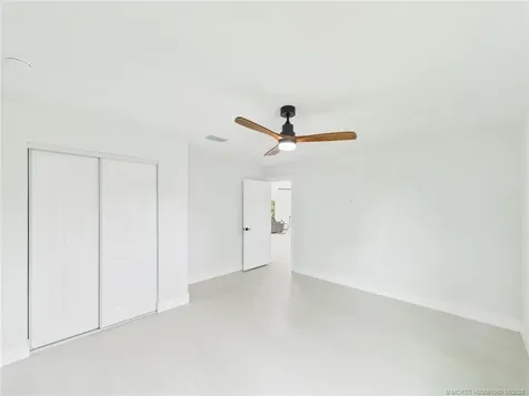 8575 100th Avenue Vero Beach FL 32967