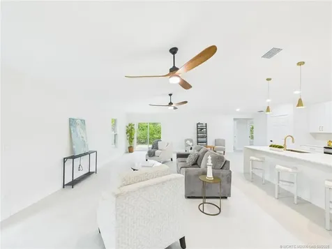 8575 100th Avenue Vero Beach FL 32967