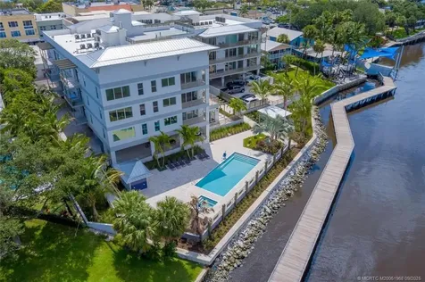 41 SW Seminole Street Stuart FL 34994