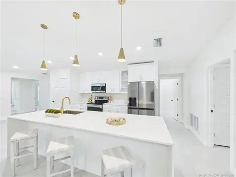 8666 100th Avenue Vero Beach FL 32967