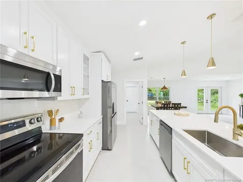 8666 100th Avenue Vero Beach FL 32967