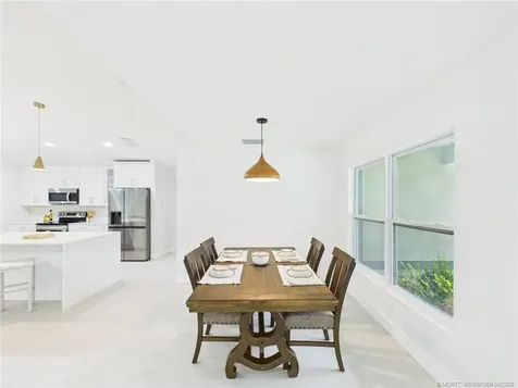 8666 100th Avenue Vero Beach FL 32967