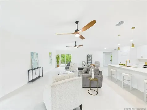 8666 100th Avenue Vero Beach FL 32967