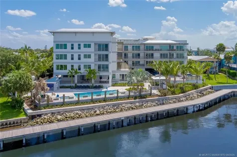 41 SW Seminole Street Stuart FL 34994