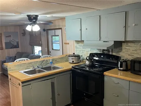 5400 SE Jack Avenue Stuart FL 34997