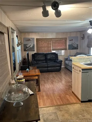 5400 SE Jack Avenue Stuart FL 34997