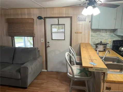 5400 SE Jack Avenue Stuart FL 34997