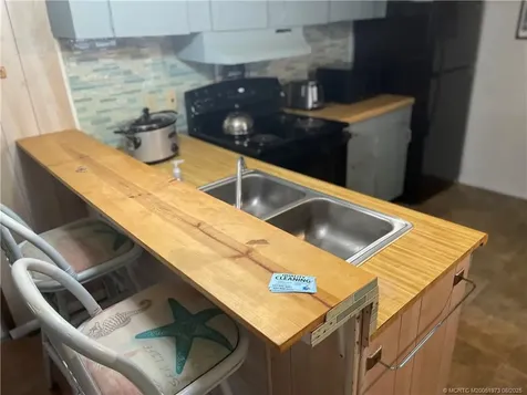 5400 SE Jack Avenue Stuart FL 34997