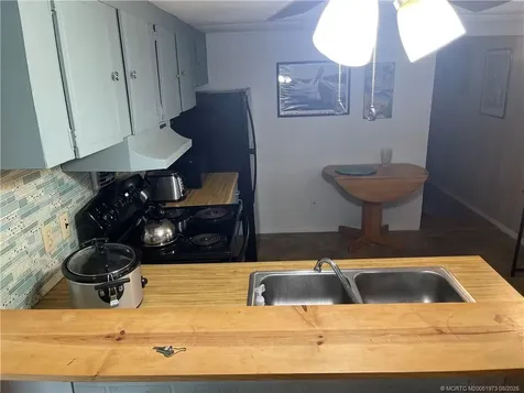 5400 SE Jack Avenue Stuart FL 34997