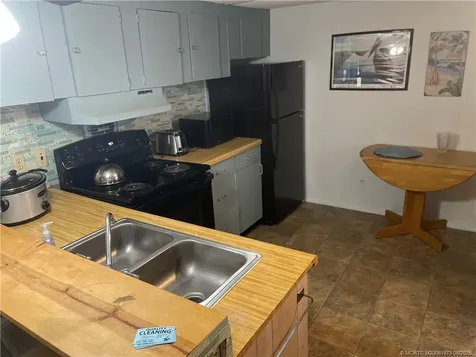 5400 SE Jack Avenue Stuart FL 34997