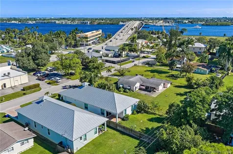 942 SW 27th Street Palm City FL 34990
