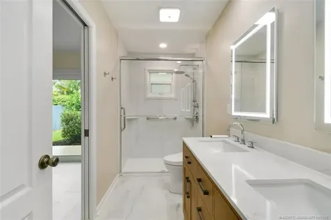 8121 SE Helen Terrace Hobe Sound FL 33455