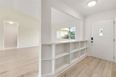 8121 SE Helen Terrace Hobe Sound FL 33455