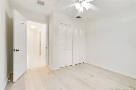 8121 SE Helen Terrace Hobe Sound FL 33455