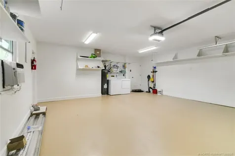 8121 SE Helen Terrace Hobe Sound FL 33455