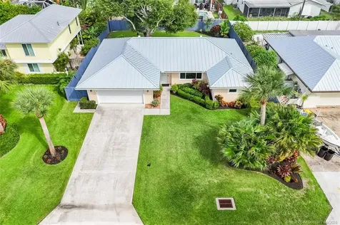 8121 SE Helen Terrace Hobe Sound FL 33455