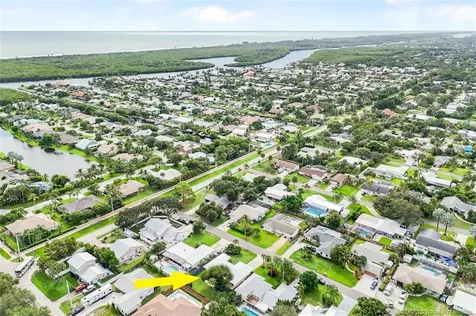 8121 SE Helen Terrace Hobe Sound FL 33455