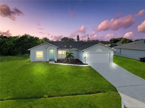 3562 SW Pumpkin Street Port St Lucie FL 34953