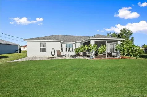 3562 SW Pumpkin Street Port St Lucie FL 34953