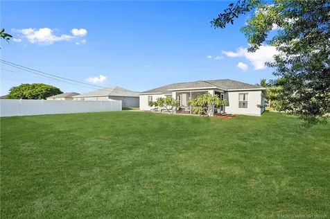 3562 SW Pumpkin Street Port St Lucie FL 34953
