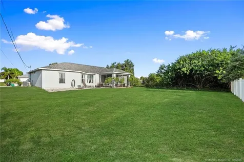 3562 SW Pumpkin Street Port St Lucie FL 34953