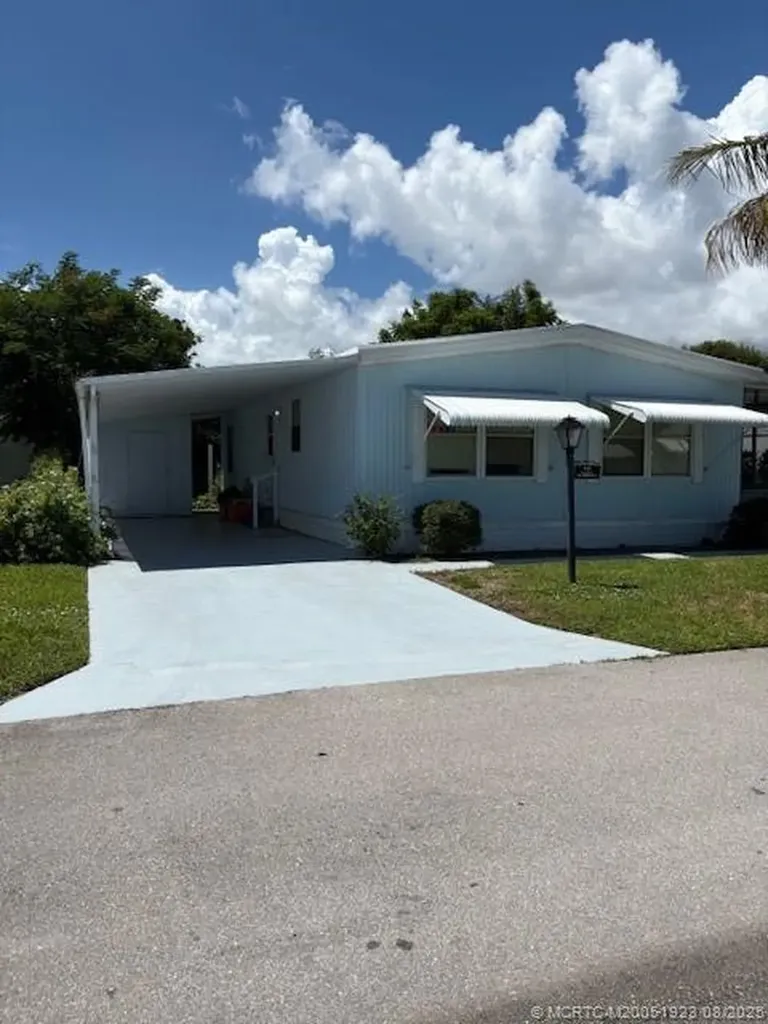 443 NE Pinelake Village Boulevard Jensen Beach FL 34957