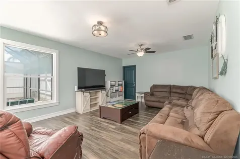 1000 NE Zebrina Senda Jensen Beach FL 34957
