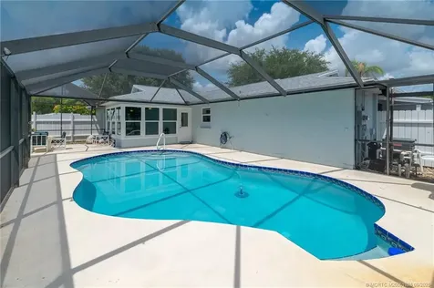1000 NE Zebrina Senda Jensen Beach FL 34957
