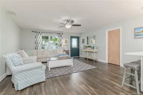 1000 NE Zebrina Senda Jensen Beach FL 34957