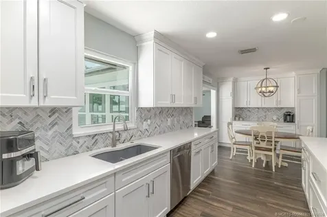 1000 NE Zebrina Senda Jensen Beach FL 34957